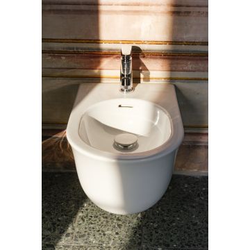 Bidet podwieszany Laufen The New Classic 370 x 530 mm z otw.  biały mat H8308517573021