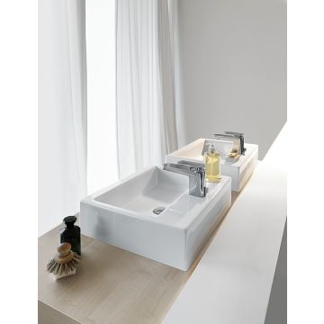 Umywalka ścienna Laufen Living City 600 x 460 mm  bez otw. biała H8174330001091