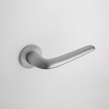 Klamka Enger Aprile Azalia rozeta R Slim 7mm chrom satynowy ASAZALIAR7SSC