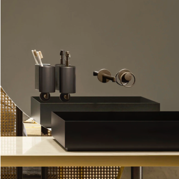 Bateria umywalkowa z krótką wylewką Gessi Anello chrom 63381031